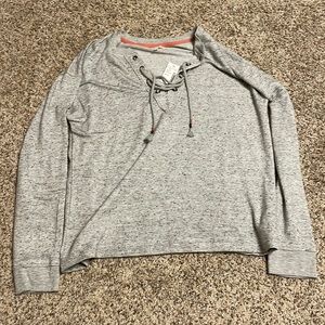 Women’s long sleeve top